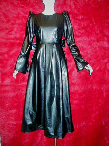 Kazuko Ogawa �S�X���� �S�V�b�N �����[�^ �f�U�C�i�[