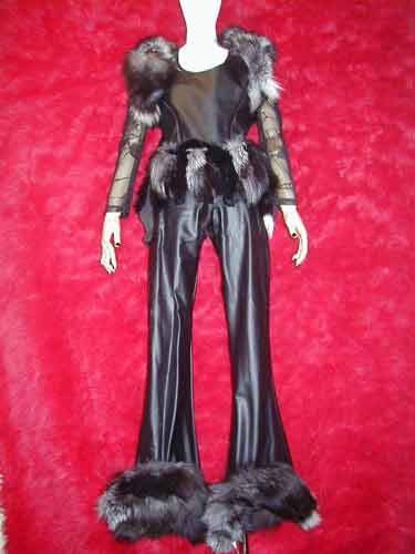 Kazuko Ogawa �S�X���� �S�V�b�N �����[�^ �f�U�C�i�[