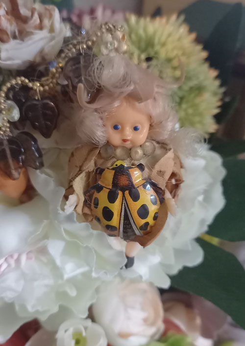 Kazuko Ogawa �S�X���� �S�V�b�N �����[�^ �f�U�C�i�[