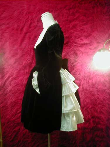 Kazuko Ogawa �S�X���� �S�V�b�N �����[�^ �f�U�C�i�[