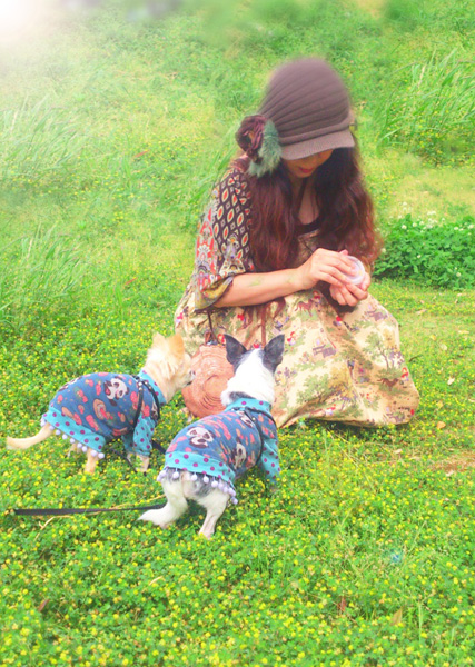 Kazuko Ogawa �S�X���� �S�V�b�N �����[�^ �f�U�C�i�[